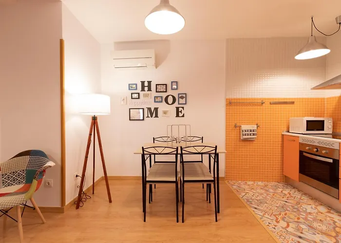 La Esquina De Alfonso Xii *